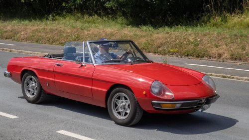 10 Roadsters We All Love &amp; 10 That Are Complete Duds