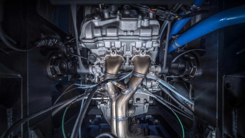 The motorcycle with low-stress ownership and high-end performance