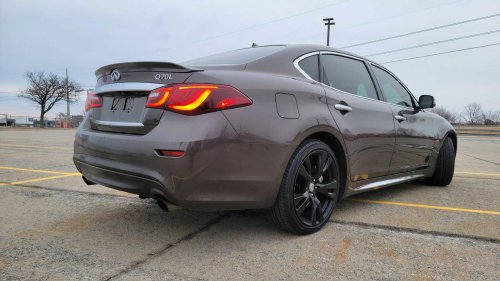 What makes the discontinued Infiniti Q70 a perfect sleeper today