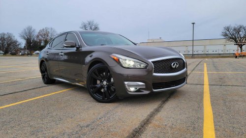 What makes the discontinued Infiniti Q70 a perfect sleeper today