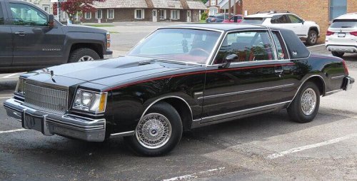 Vintage Muscle Cars That Weren’t as Fast as You Remember