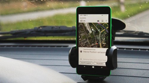 10 Accessories You Need In Your Car &amp; 10 That Are Useless