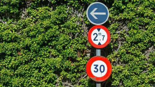 The 10 Most Dangerous Things You Do On The Road &amp; 10 Ways To Be Better