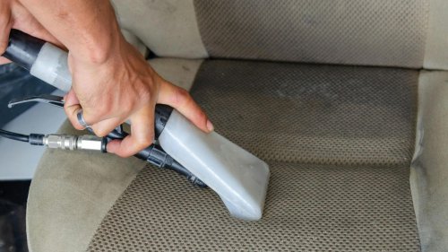 10 Accessories You Need In Your Car &amp; 10 That Are Useless