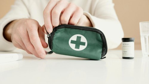 10 Accessories You Need In Your Car & 10 That Are Useless
