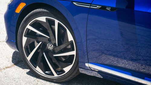 Nobody wanted the Volkswagen Arteon when it was new, so now it's a slept-on bargain