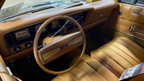 Why classic cars had giant steering wheels