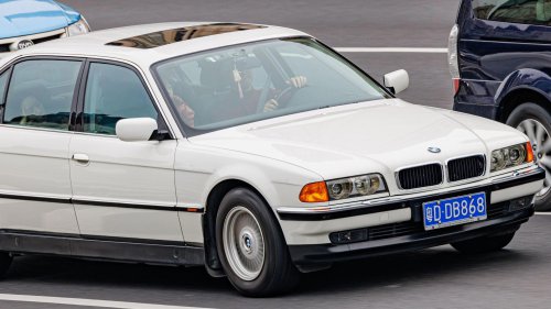 20 Cars That Redefined Luxury Driving