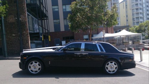 20 Cars That Redefined Luxury Driving