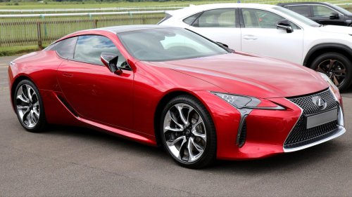 20 Cars That Redefined Luxury Driving