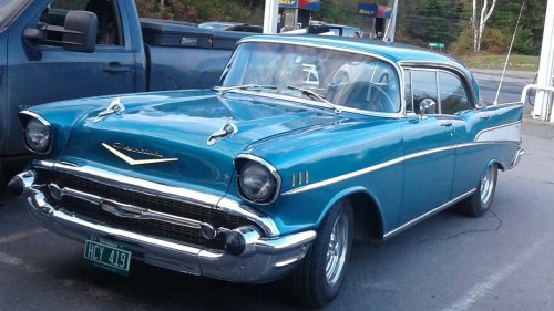 Fender Antennas: A Quirky Detail That Vanished