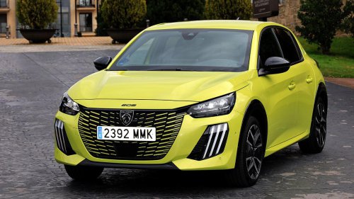 Un coche eléctrico por 94 euros al mes, la exitosa fórmula francesa que España debería copiar