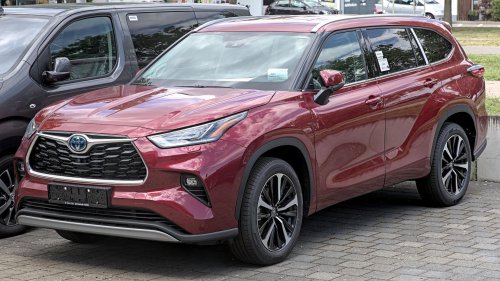 10 Toyota Models That Depreciate The Fastest &amp; 10 That Don’t