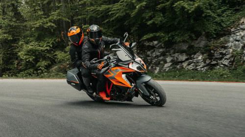 10 comfortably fast bikes built for riders who refuse to compromise