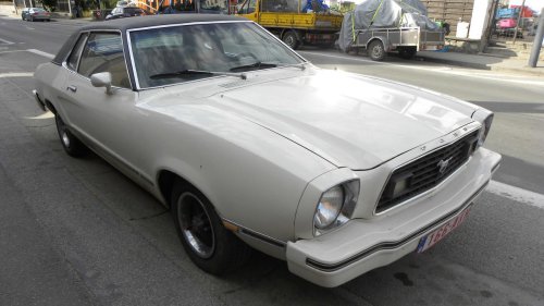 Why did cars once use manual chokes? Explained