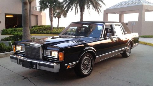 Why did classic cars use wing windows? The forgotten feature