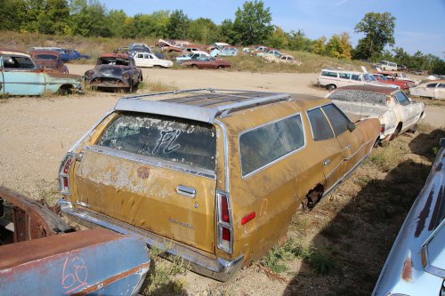 More Junkyard discoveries from French Lake Auto Parts, Annandale, Minnesota