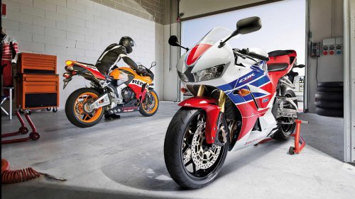 The Japanese sports bike that sets the standard for reliability