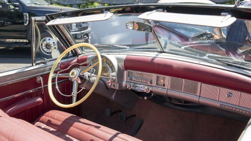 Why classic cars had giant steering wheels