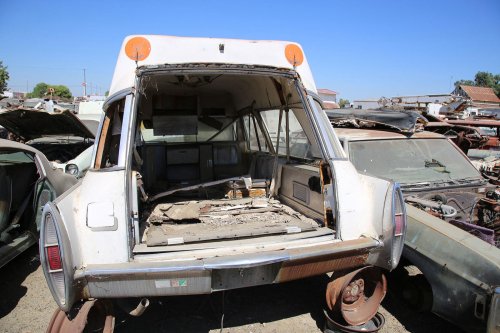 Junkyard Gems of Turner’s Auto Wrecking in Fresno, California