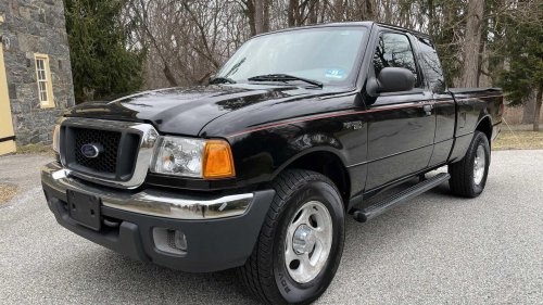 10 Unstoppable Manual-Transmission Pickups Trucks Under $15,000