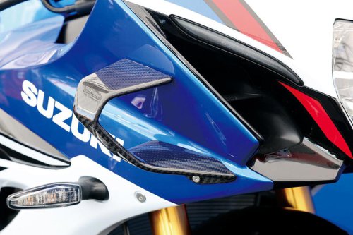 規制対応＆ウイング付きで大復活！スズキ「GSX-R1000R」40周年記念車の各部装備・ディテールに注目