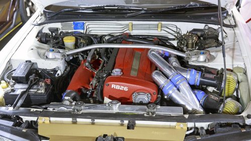 8 engines that can take punishment and keep moving