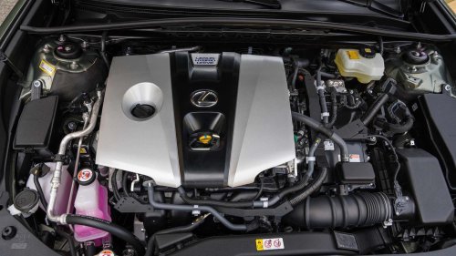 The used executive car that feels brand new for $30K