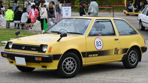 20 Cars That Are Made To Park Anywhere