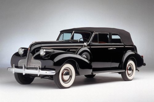 Groundbreakers: the cars that did it first