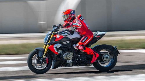 10 motorcycles that redefine what performance means