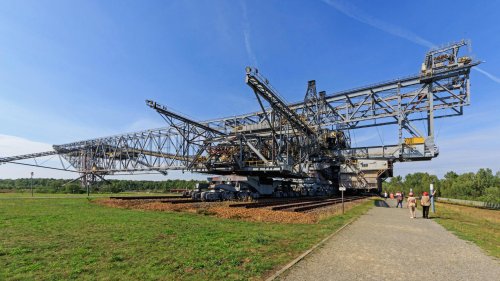 The 20 Biggest Land Vehicles Ever Built