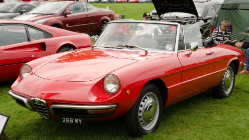 10 European sports cars that still feel special decades later