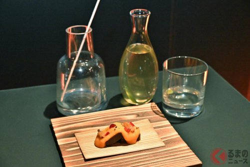 ベントレー | シボレー | レクサス | マクラーレン | ビュイック | キャデラック | クライスラー | クプラ | フォルクスワーゲン | メルセデス | アストンマーティン | ジェネシス | ロータス | メルセデス・ベンツ | ロールス・ロイス | スマート | スバル | スズキ | テスラ | マセラティ | マツダ | ダイハツ | ダッジ | ホンダ | シュコダ | シトロエン | ヒョンデ | インフィニティ | ランボルギーニ | ランドローバー | 日産 | アルファロメオ | アルピーヌ | フェラーリ | フォード | ジャガー | ジープ | プジョー | ルノー | アウディ | アルピナ | レクサス新型「流麗セダン」日本初公開！ “世界初＆メーカー初”の機能採用の「スゴイ内装」も披露！ 開発者やデザイナーが語る魅力にも注目！ 2026年春に導入される新型「ES」の楽しみ方とは？