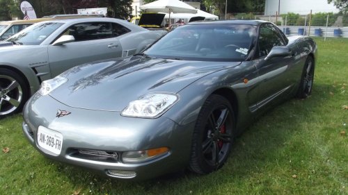 10 Cars That Everyone Bragged About Owning & 10 People Are Embarrassed About