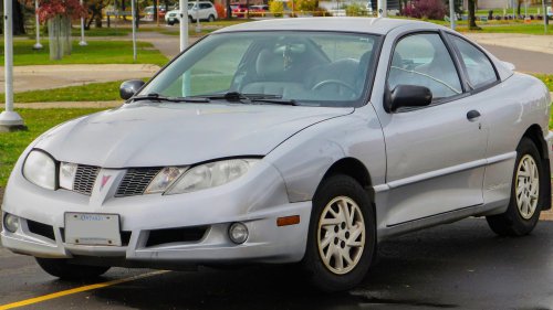10 Cars That Everyone Bragged About Owning &amp; 10 People Are Embarrassed About