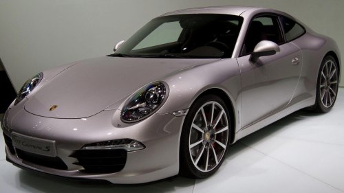 10 Cars That Everyone Bragged About Owning & 10 People Are Embarrassed About