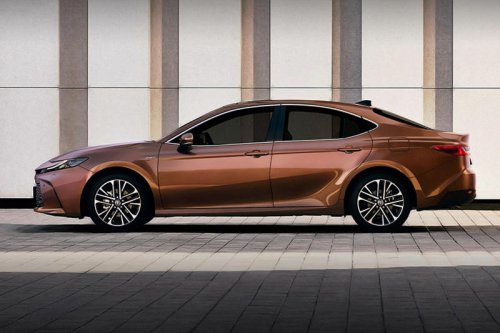 【新型】トヨタ「カムリHV」、快適性・燃費・安全性の三拍子でライバルを圧倒