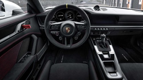 Porsche GT3 RS badge: A symbol of precision engineering