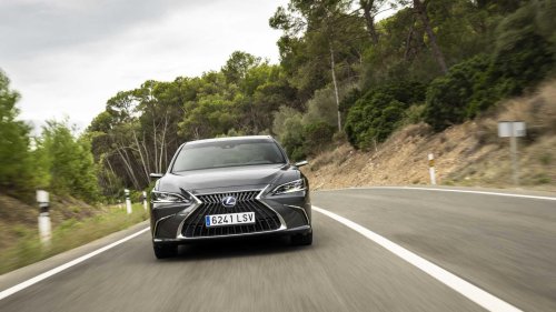 The Lexus hybrid that pairs luxury with unmatched fuel savings