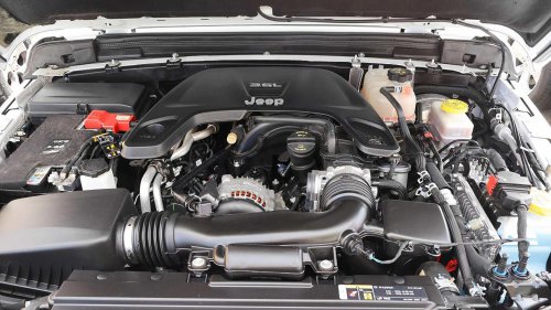 This American automaker built 2,689 engines with the same defects as the engines they recalled