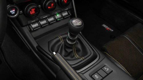 Subaru BRZ vs Toyota 86: Why The $5,000 Diffrence?