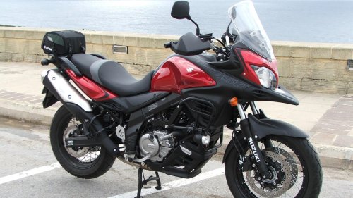 10 Motorcycles That Go The Longest Distance &amp; 10 Best For Short Rides