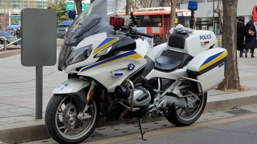 10 Motorcycles That Go The Longest Distance & 10 Best For Short Rides