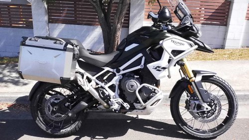 10 Motorcycles That Go The Longest Distance &amp; 10 Best For Short Rides