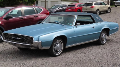 10 Overhyped classic cars not worth the money