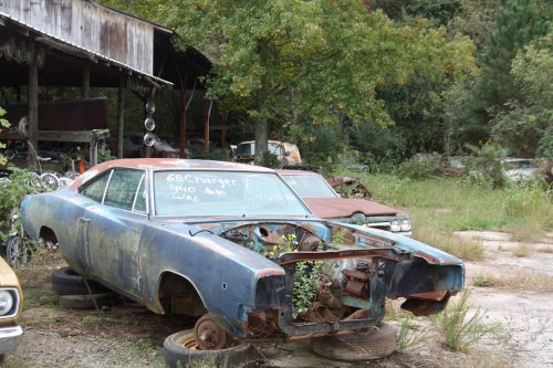Las encantadoras joyas del depósito de chatarra de Old Car City, White, Georgia