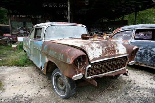 Las encantadoras joyas del depósito de chatarra de Old Car City, White, Georgia