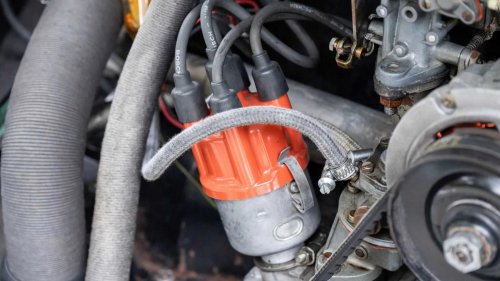 The VW Beetle's Boxer Is The Most Forgiving Engine For Wrenching Beginners