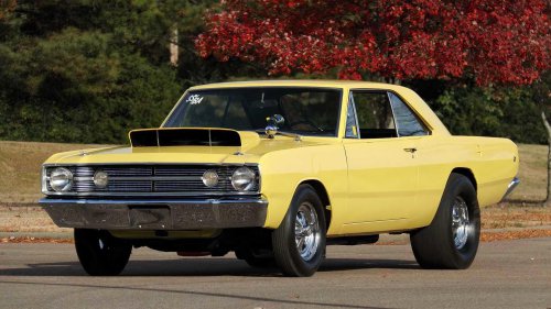 10 Legendary Mopar Muscle Cars Everyone Needs To Know